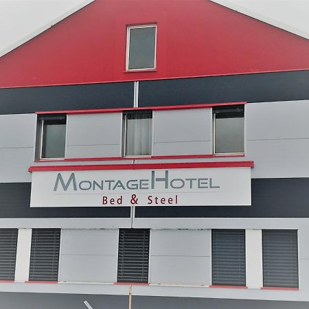 Montagehotel Bed & Steel Linz Exteriör bild