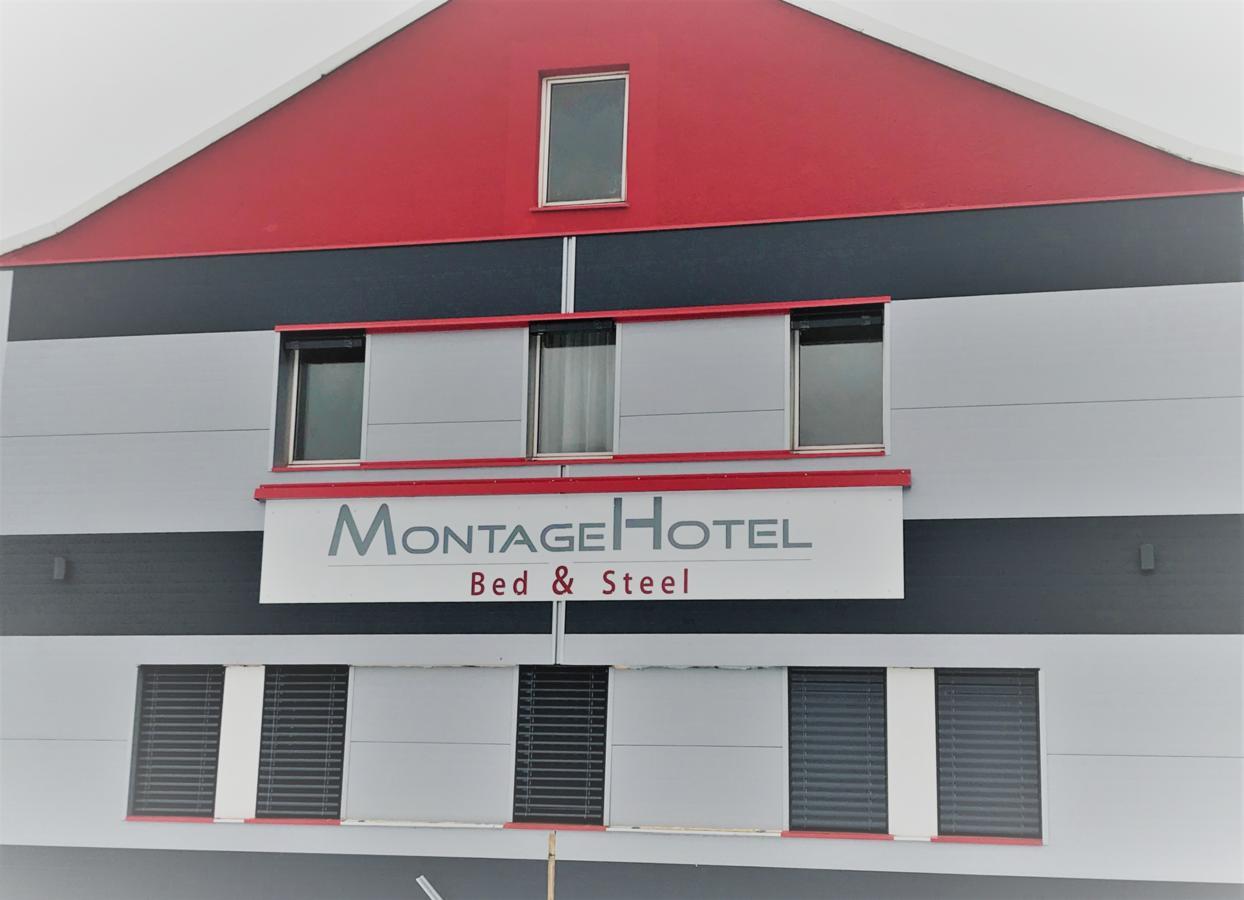 Montagehotel Bed & Steel Linz Exteriör bild