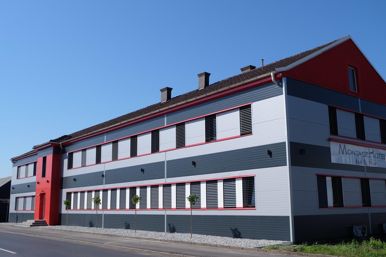 Montagehotel Bed & Steel Linz Exteriör bild